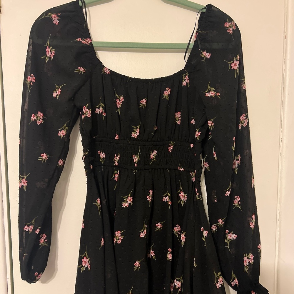 Floral Black Dress with Pink Accents. - Picture 4 of 5